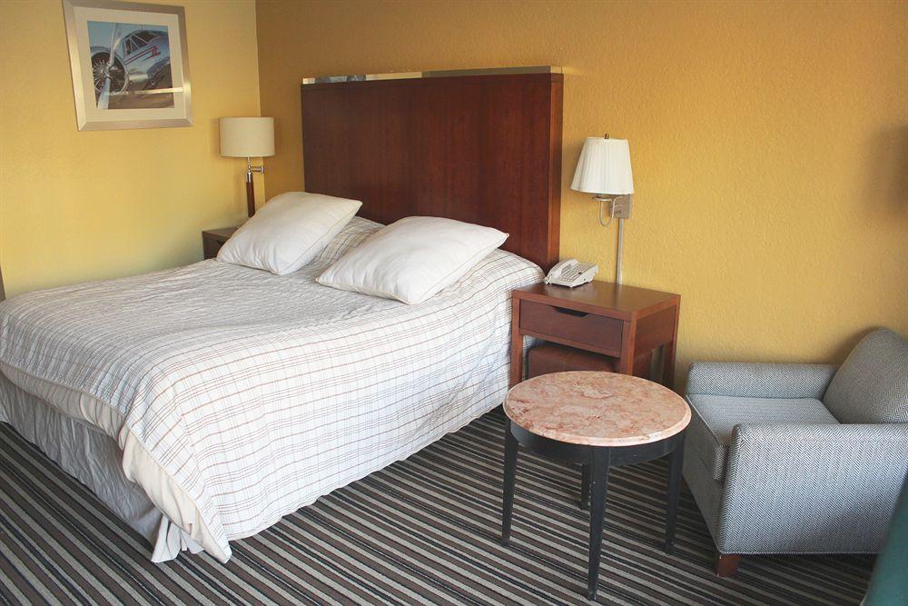 Days Inn Pigeon Forge South Bagian luar foto