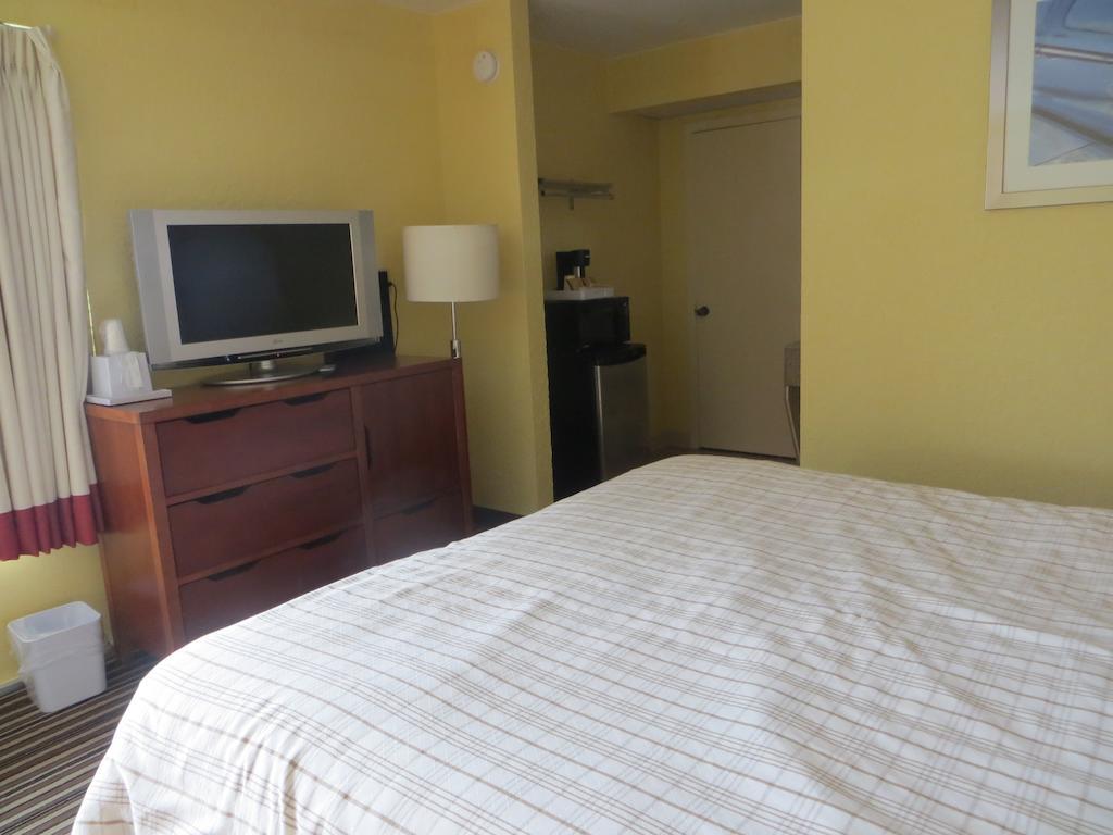 Days Inn Pigeon Forge South Bagian luar foto